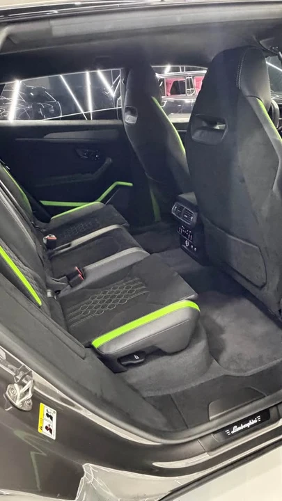 2024 Lamborghini Urus Performante - Image 15 of 18