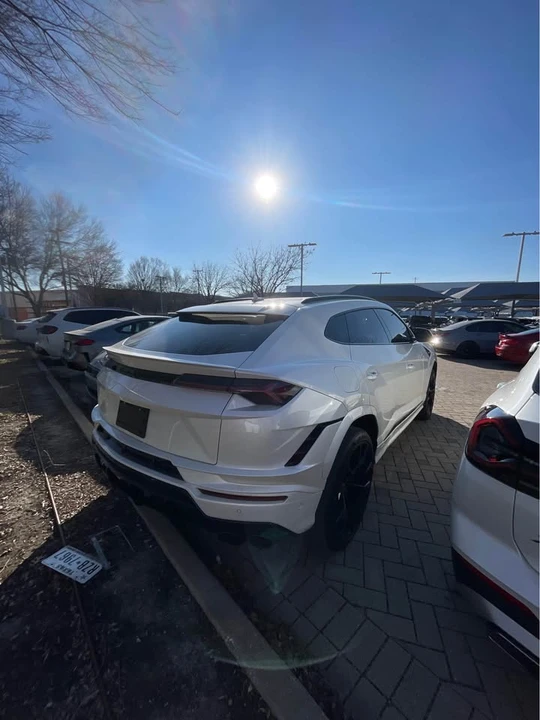 2024 Lamborghini Urus S - Image 8 of 9