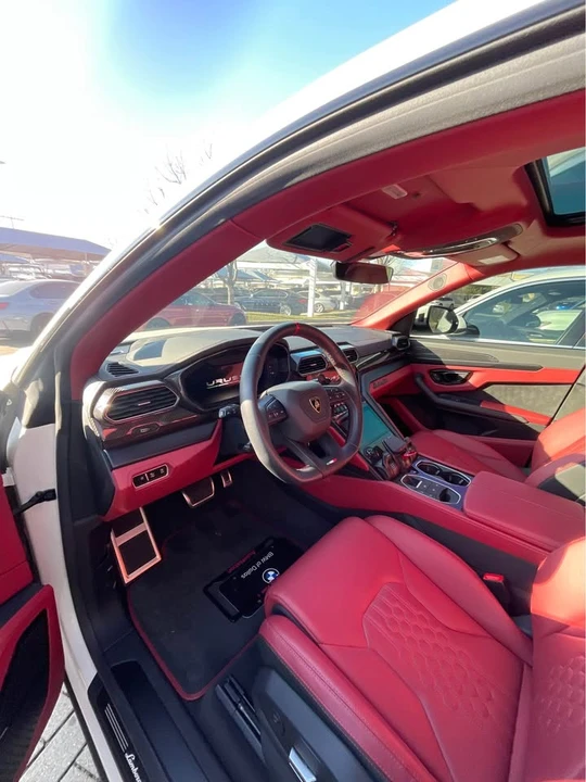 2024 Lamborghini Urus S - Image 4 of 9