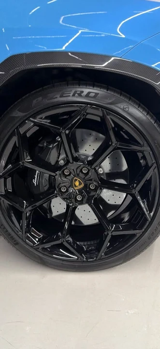 2024 Lamborghini Urus Performante - Image 10 of 11