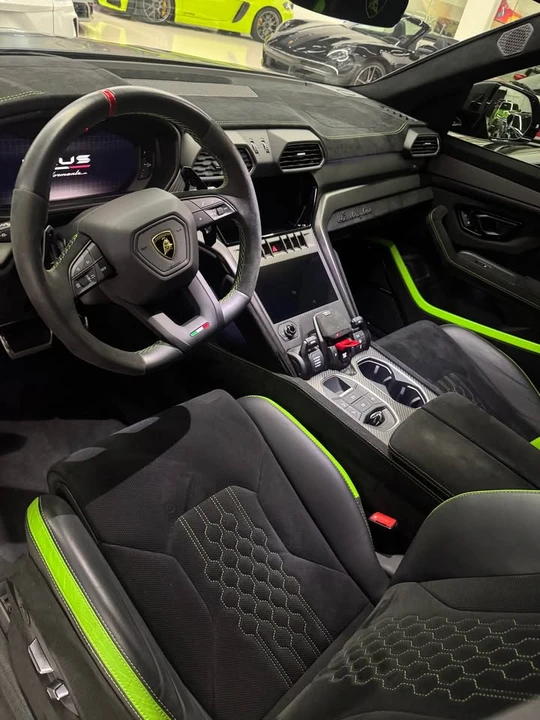 2024 Lamborghini Urus Performante - Image 8 of 10