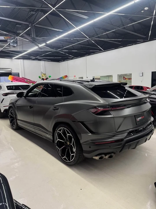 2024 Lamborghini Urus Performante - Image 5 of 10