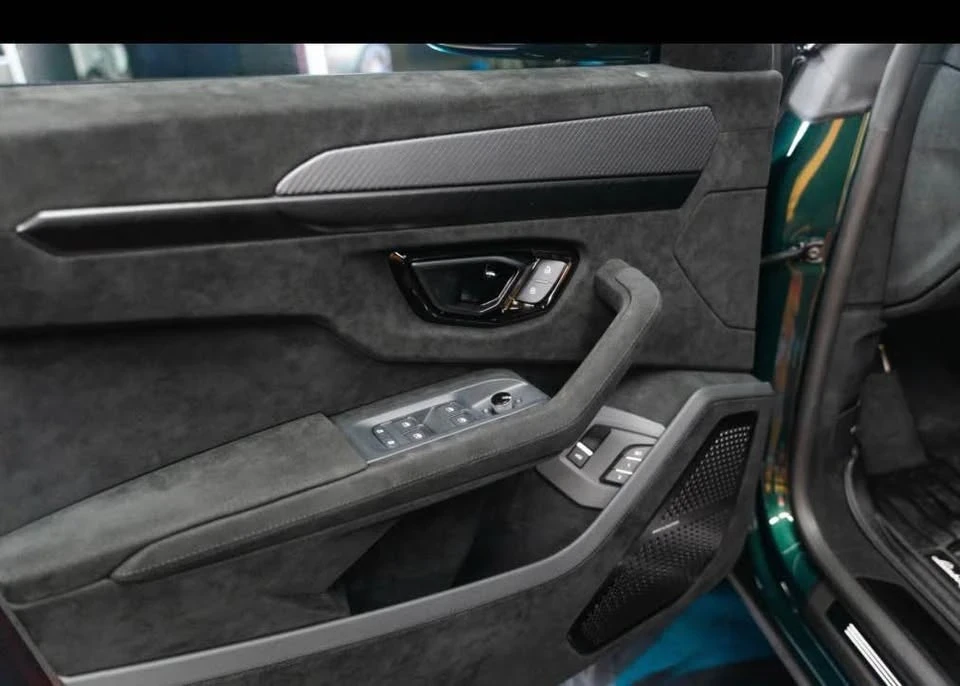 2024 Lamborghini Urus Performante - Image 11 of 11