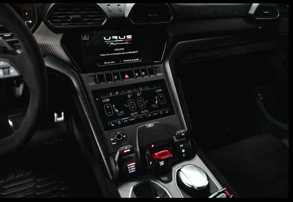 2024 Lamborghini Urus Performante - Image 9 of 11