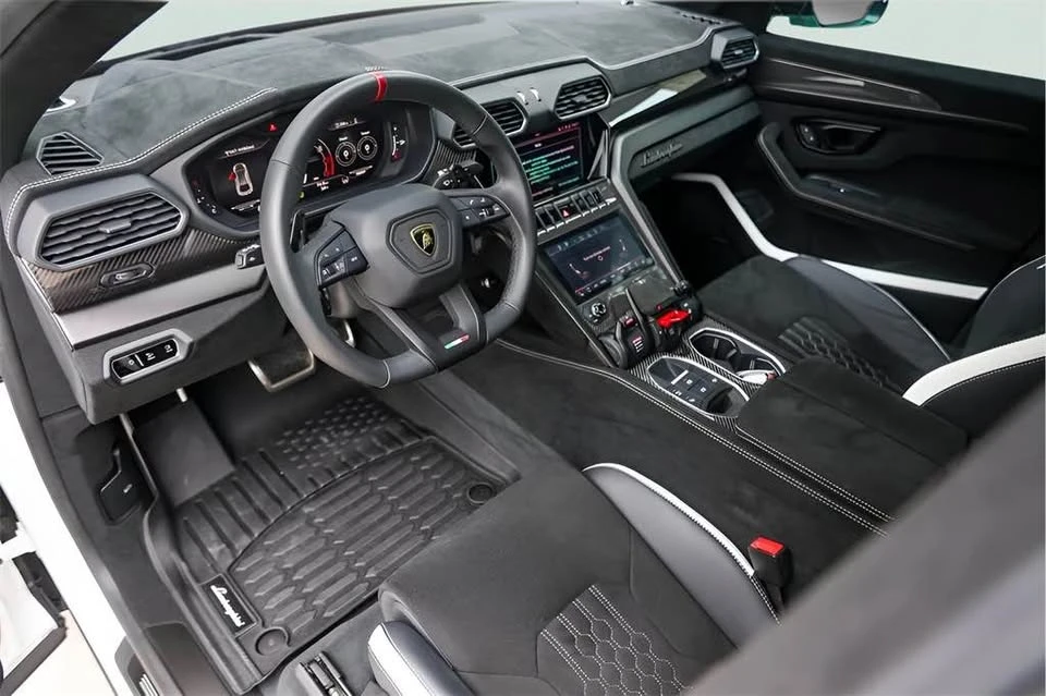 2024 Lamborghini Urus Performante - Image 9 of 19