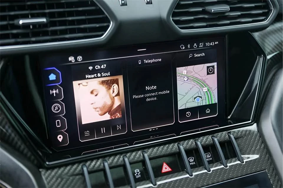 2024 Lamborghini Urus Performante - Image 19 of 19