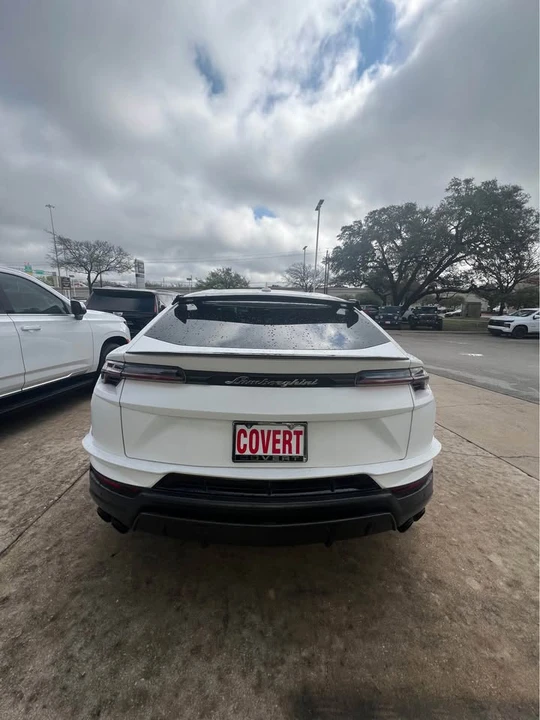 2024 Lamborghini Urus Performante - Image 15 of 19