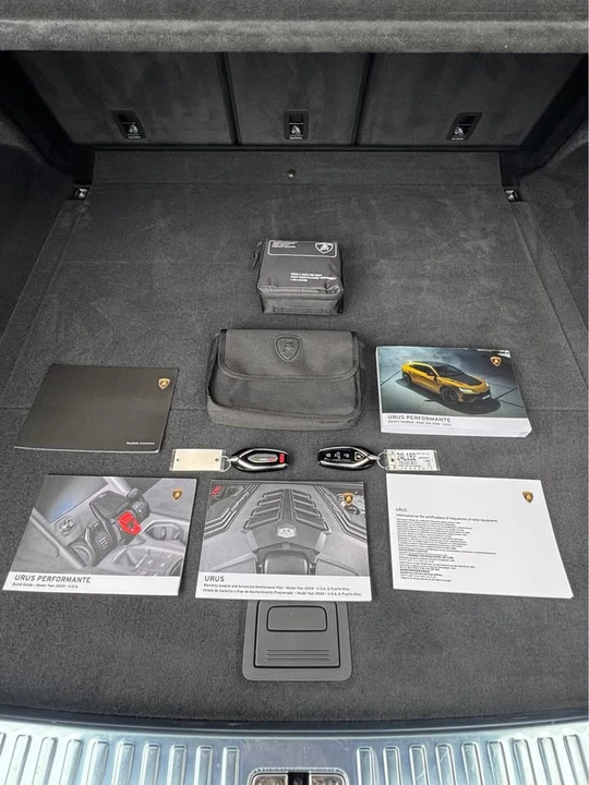 2024 Lamborghini Urus Performante - Image 17 of 19