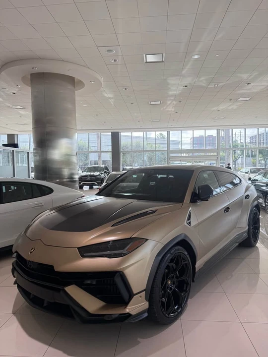 2024 Lamborghini Urus Performante - Image 3 of 16