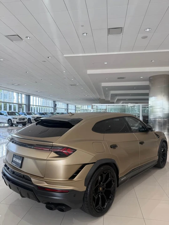 2024 Lamborghini Urus Performante - Image 6 of 16
