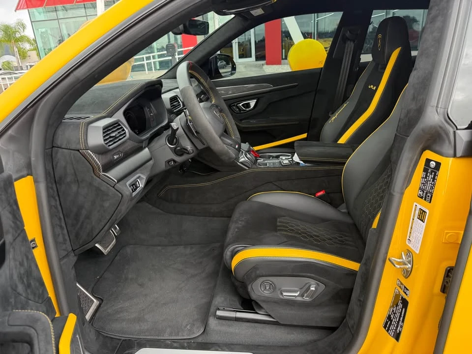 2024 Lamborghini Urus Performante - Image 8 of 14