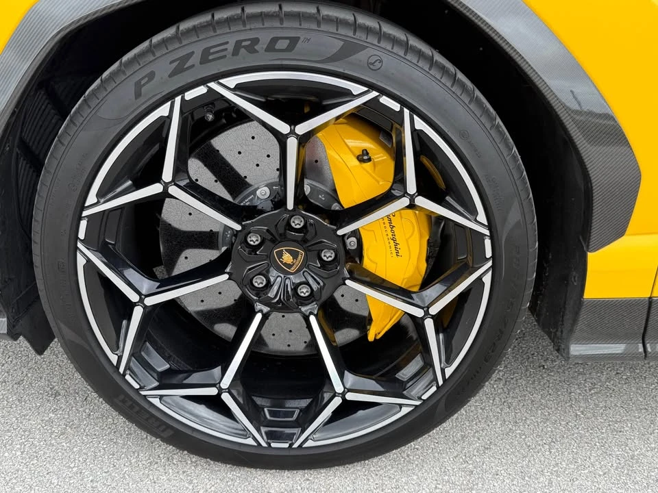 2024 Lamborghini Urus Performante - Image 10 of 14