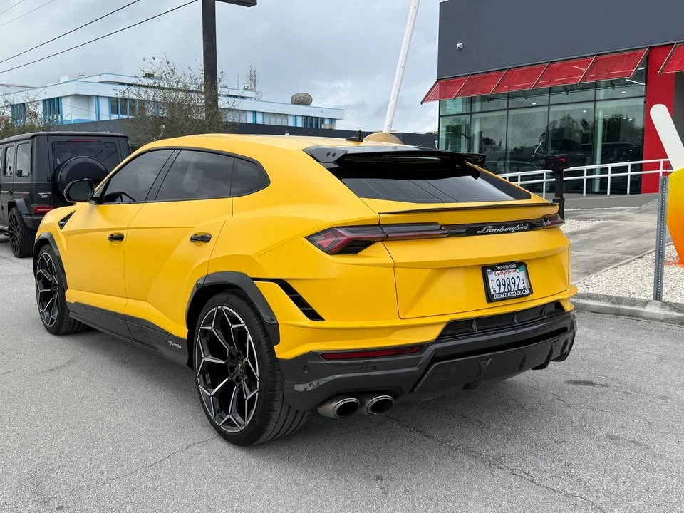 2024 Lamborghini Urus Performante - Image 5 of 14