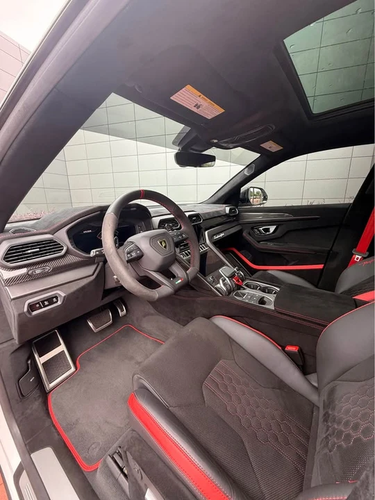 2024 Lamborghini Urus Performante - Image 10 of 15