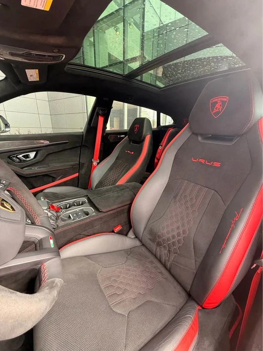 2024 Lamborghini Urus Performante - Image 11 of 15