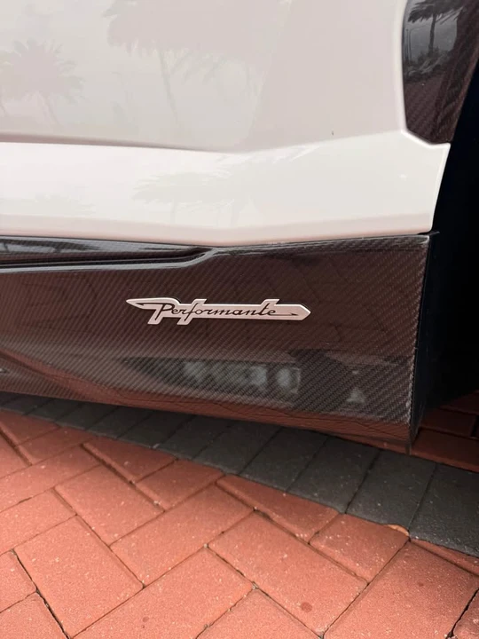 2024 Lamborghini Urus Performante - Image 8 of 15