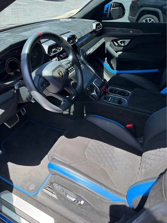 2024 Lamborghini Urus Performante - Image 6 of 11