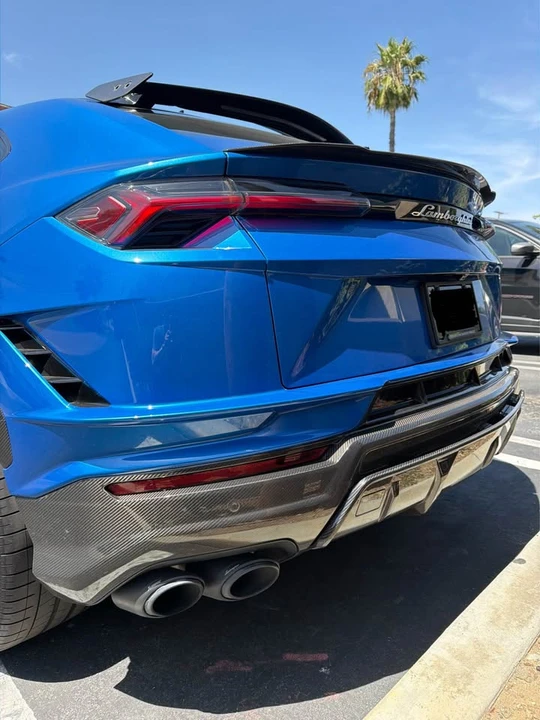 2024 Lamborghini Urus Performante - Image 10 of 11
