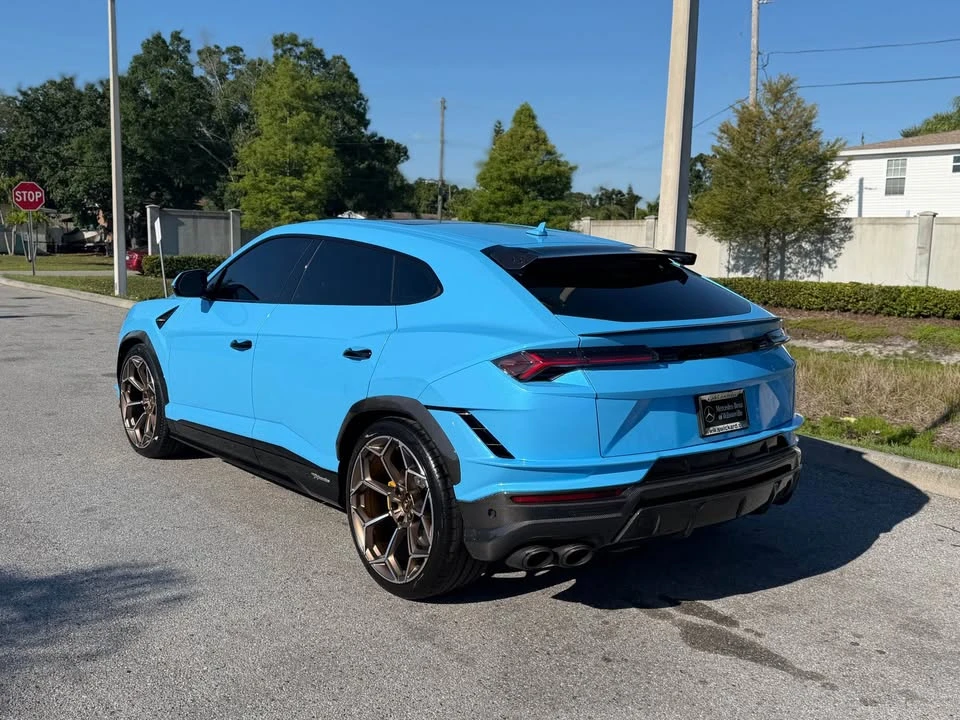 2024 Lamborghini Urus Performante - Image 5 of 10