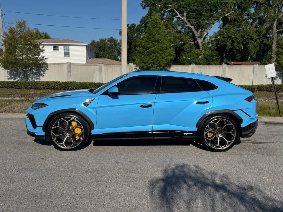 2024 Lamborghini Urus Performante - Image 4 of 10