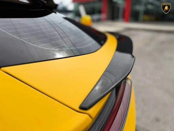 2024 Lamborghini Urus Performante - Image 5 of 9