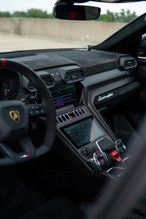 2024 Lamborghini Urus Performante - Image 4 of 10