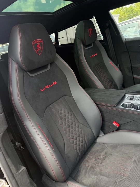 2024 Lamborghini Urus Performante - Image 9 of 10