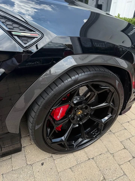 2024 Lamborghini Urus Performante - Image 8 of 10