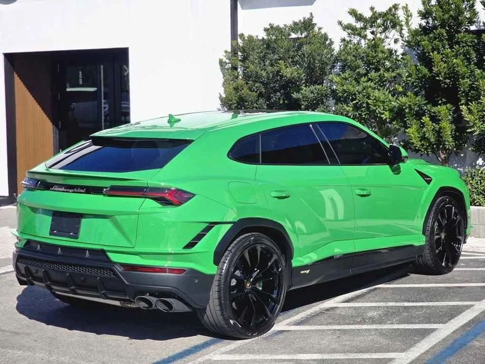 2024 Lamborghini Urus S - Image 10 of 11