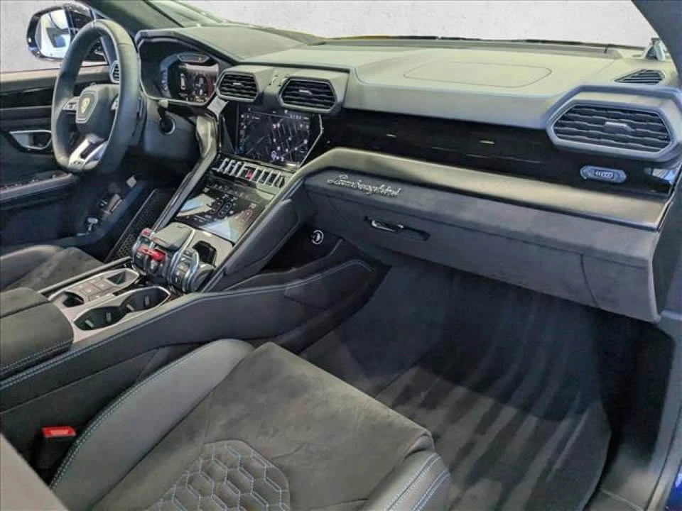 2024 Lamborghini Urus S - Image 6 of 7