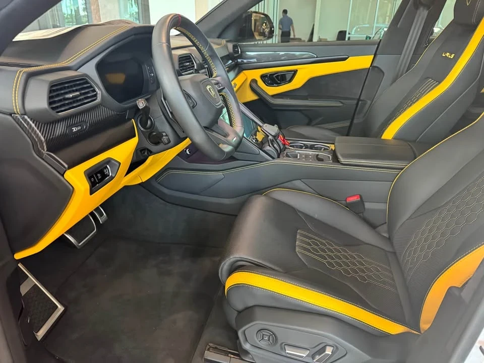 2024 Lamborghini Urus S - Image 3 of 4