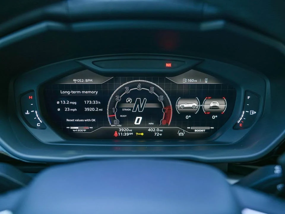 2024 Lamborghini Urus - Image 5 of 6