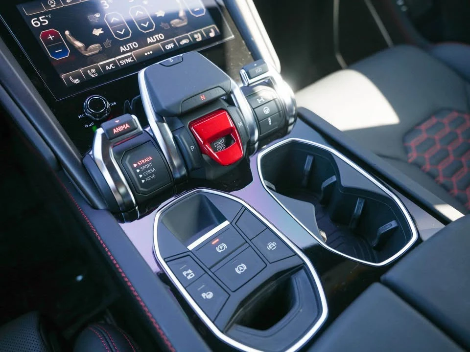 2024 Lamborghini Urus - Image 6 of 6