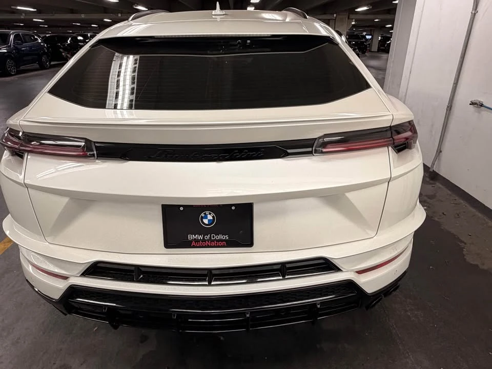 2024 Lamborghini Urus - Image 5 of 8