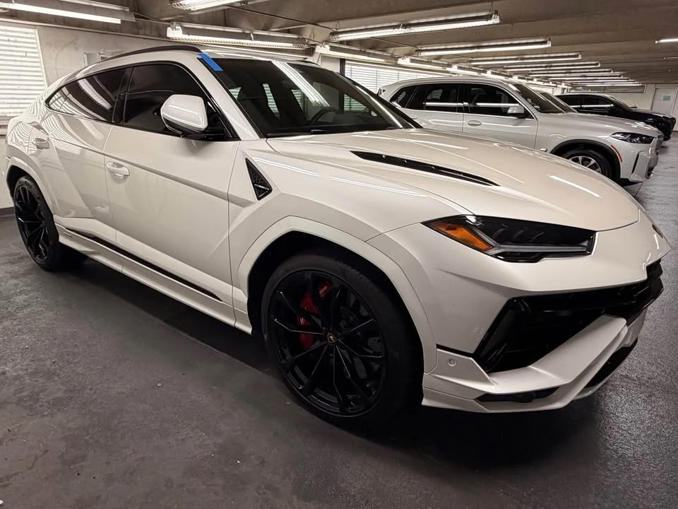 2024 Lamborghini Urus - Image 3 of 8