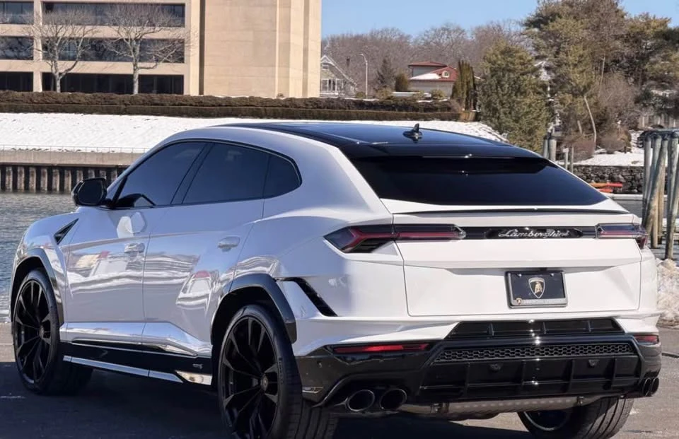 2024 Lamborghini Urus - Image 3 of 11