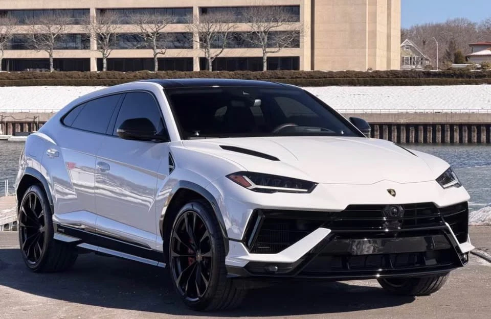 2024 Lamborghini Urus - Image 7 of 11