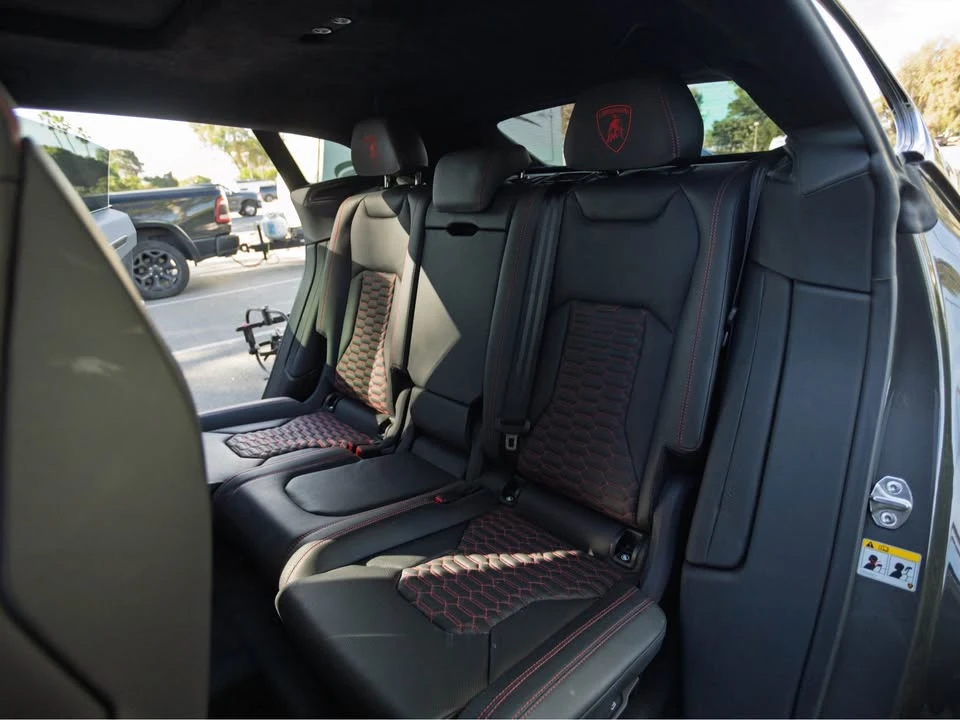 2024 Lamborghini Urus S - Image 18 of 19