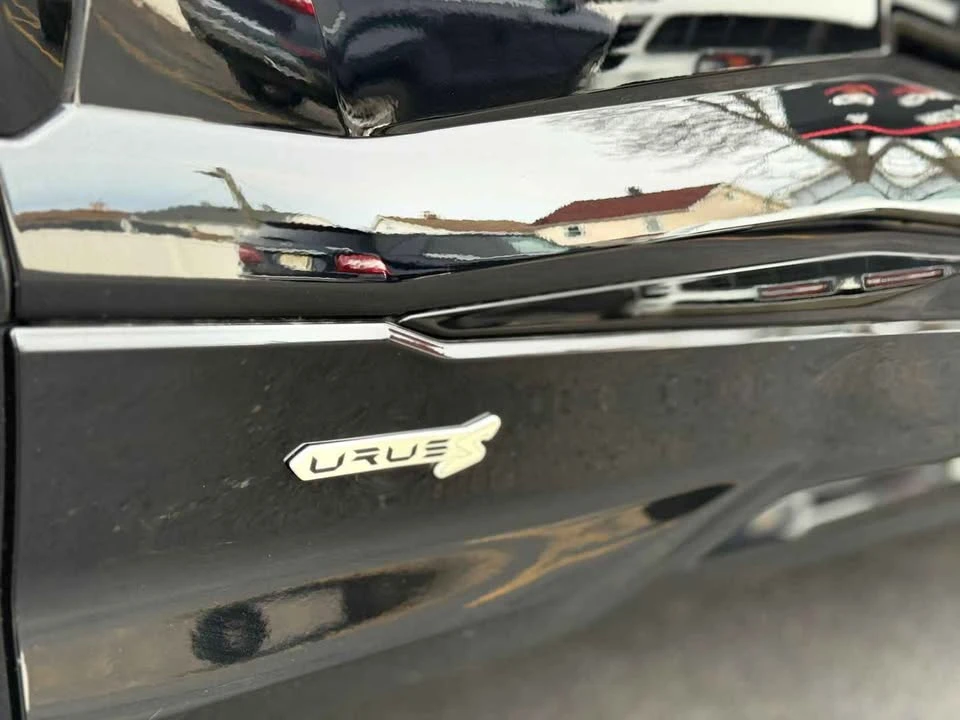 2024 Lamborghini Urus S - Image 11 of 19