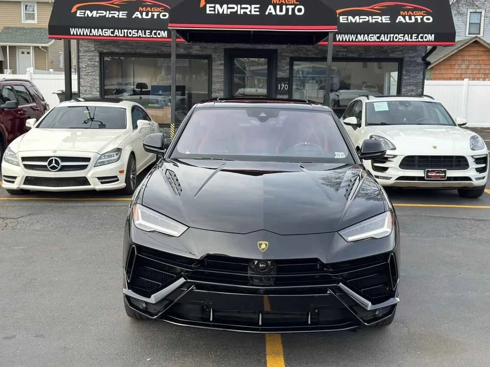 2024 Lamborghini Urus S - Image 2 of 19