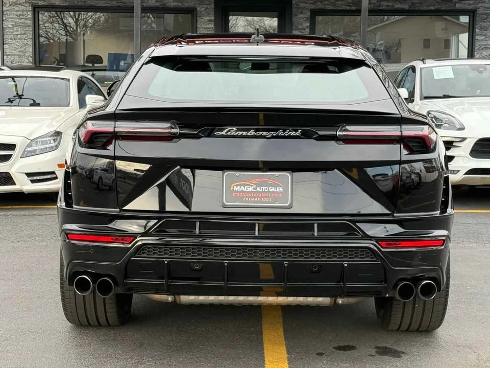 2024 Lamborghini Urus S - Image 8 of 19