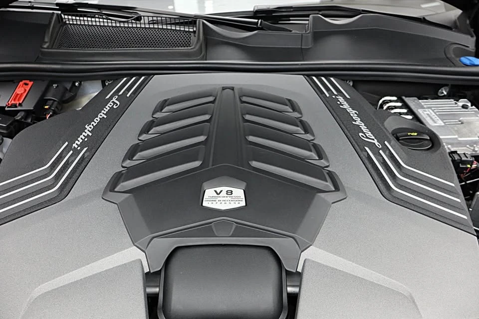 2024 Lamborghini Urus SE - Image 12 of 15
