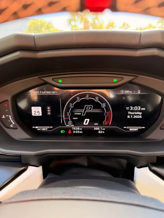 2024 Lamborghini Urus - Image 17 of 20