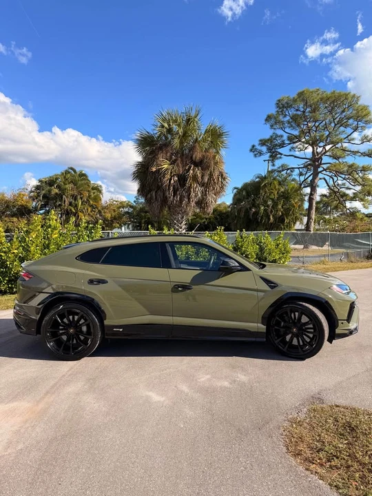 2024 Lamborghini Urus - Image 4 of 20