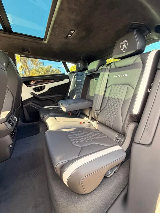 2024 Lamborghini Urus - Image 11 of 20