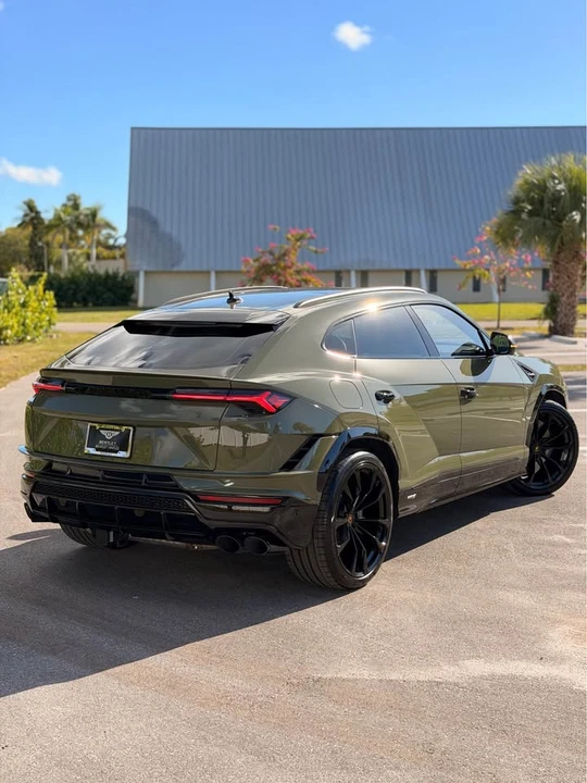 2024 Lamborghini Urus - Image 7 of 20