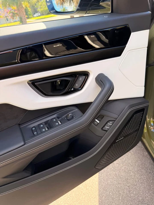 2024 Lamborghini Urus - Image 16 of 20
