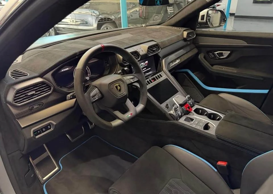 2024 Lamborghini Urus - Image 13 of 13