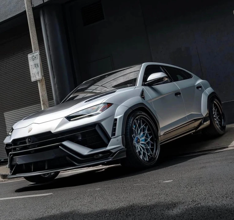 2024 Lamborghini Urus - Image 4 of 13