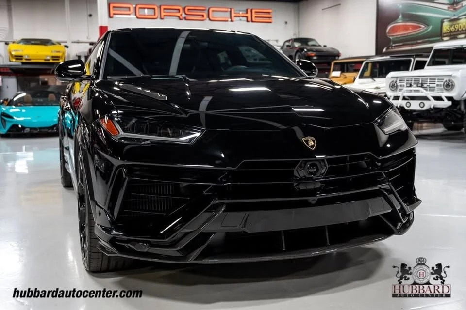 2024 Lamborghini Urus - Image 9 of 17